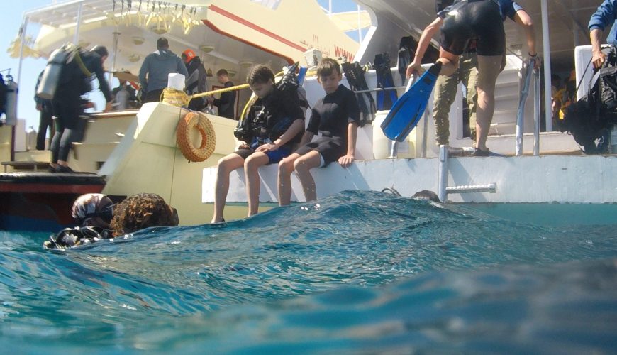 What to Expect on a Diving Day in Hurghada